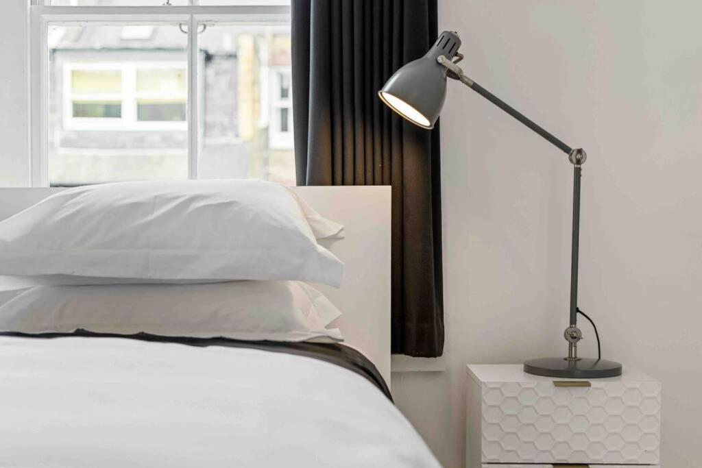 Luxury Apartment In Belsize Park London Eksteriør billede