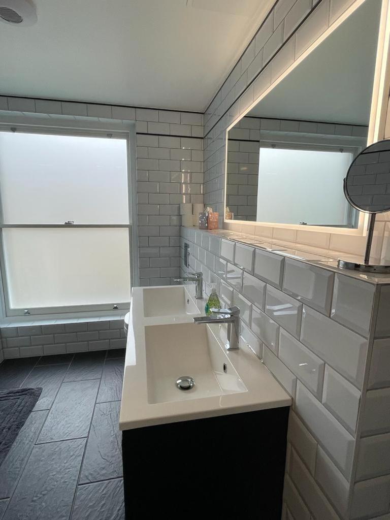Luxury Apartment In Belsize Park London Eksteriør billede